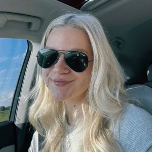 Meet your Posher, Nikki